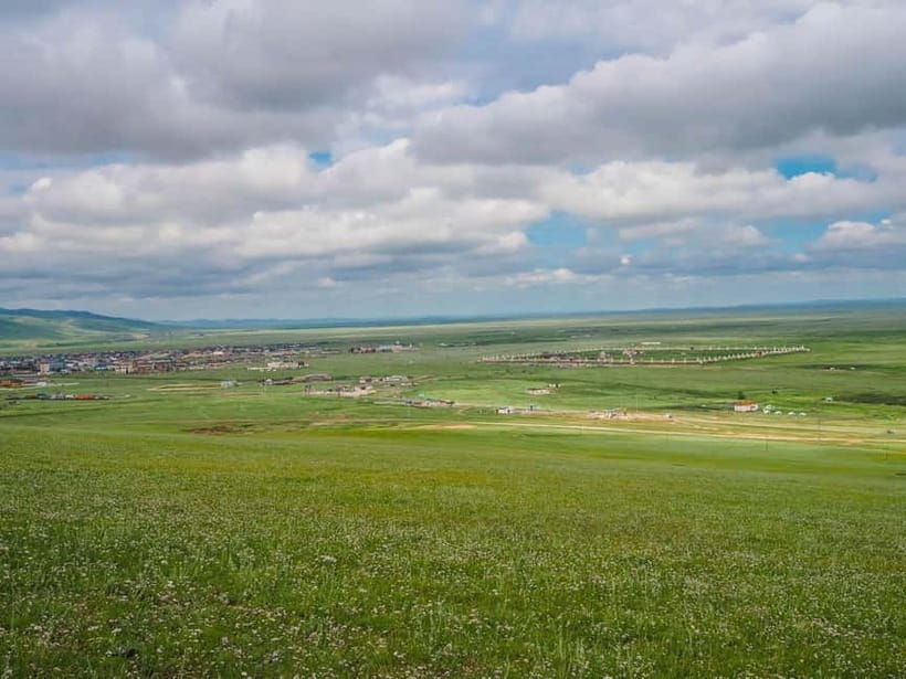 5 day Central Mongolia and Nomad stay tour - 4WD, meals, and ger camp reality: planning for the real comfort level