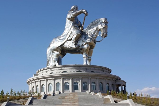 A day trip to Terelj National Park and Statue of Chinggis Khan - Pacing, comfort, and what to pack for a January-to-spring kind of day