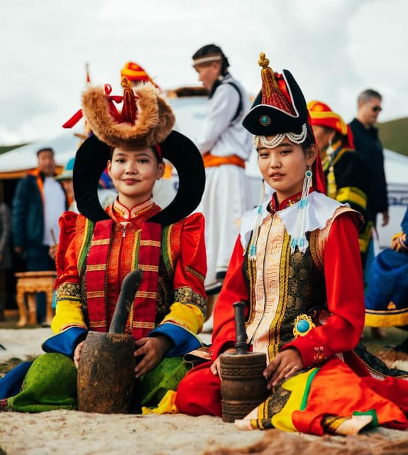 Day tour with Traditional clothes and photographer - Terelj National Park and Turtle Rock, the main photo payoff