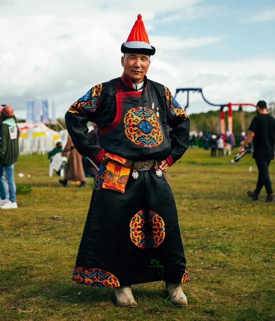 Day tour with Traditional clothes and photographer - Tour guide and photographer: the service that makes the difference