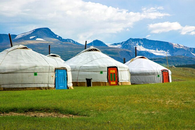 Genghis Khan & Terelj Park: 2 Days Private Tour - Terelj Park: Turtle Rock, Tuul River, and Ariyabal Temple