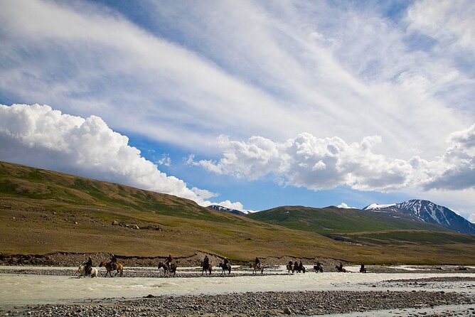 Mongolia Nomad Trek • On-Foot & Horseback ~ 15 Day - River-Valley Trekking: Alpine Forest to Cheben Hill Quiet