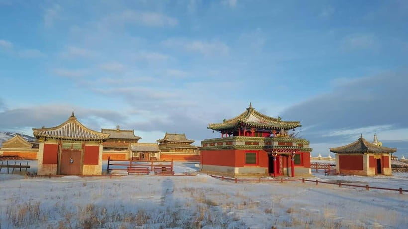 Ulaanbaatar: 4-Day Central Mongolia Winter Tour - Elsen Tasarkhai dunes and the nomad dinner rhythm in Övörkhangai