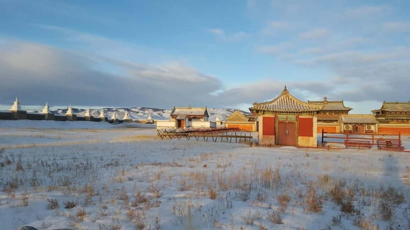 Ulaanbaatar: 4-Day Central Mongolia Winter Tour - Tsenkher hot springs at about 85°C, outdoors in winter