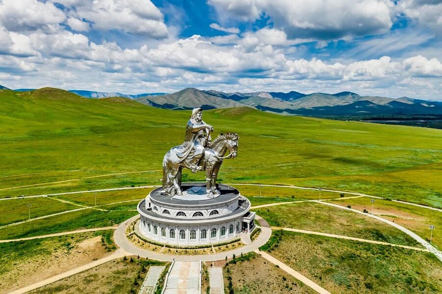 Ulaanbaatar: Chinggis Khan Statue and National Park Day Trip - Who You’ll Be With, and Why the Guide Names Matter