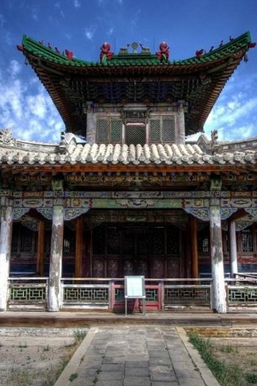Ulaanbaatar Signature Tour – Mongolia’s Capital in One Day - Gandantegchenling Monastery: Living Prayer and the Migjid Janraisig Statue